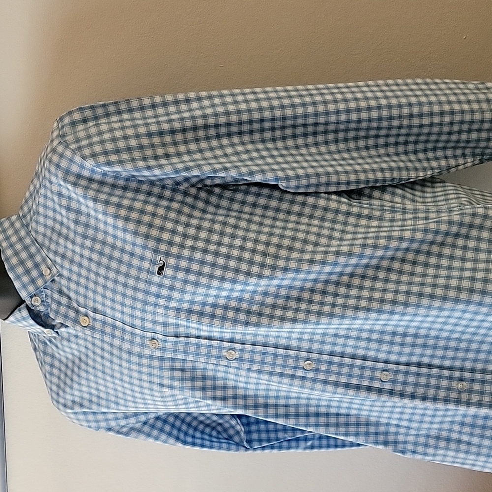 Vineyard Vines Tucker Casual Button Down - Picture 3 of 5